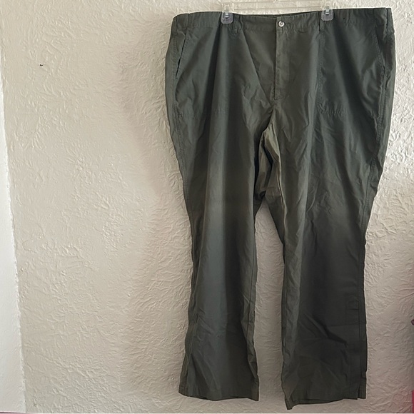 Lane Bryant Venezia Olive Green Twill Side Zipper Pants NWT 28 - Picture 1 of 8